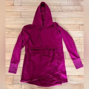 Latched Mama Nursing Hoodie - Great Condition - M